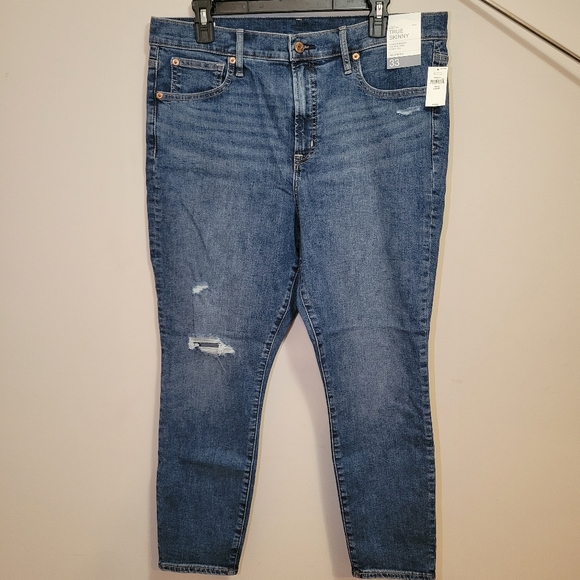 GAP Women's High Rise True Skinny Jean - Picture 2 of 5